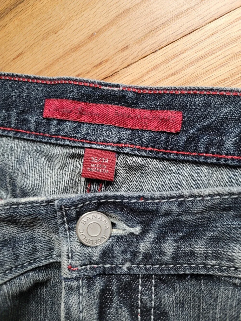 Banana Republic | Men's Washed Gray Jeans